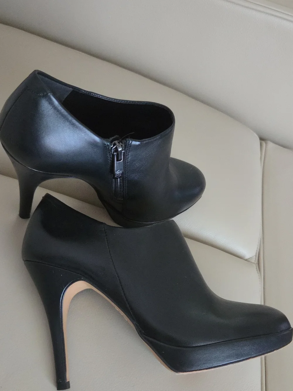 Classic Black Leather Women's High-Heel Ankle Booties